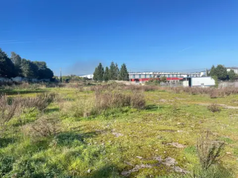Terreno en calle Cm de Tremañes