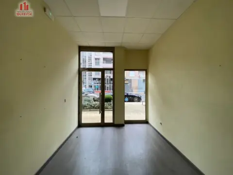 Local comercial en A Valenza