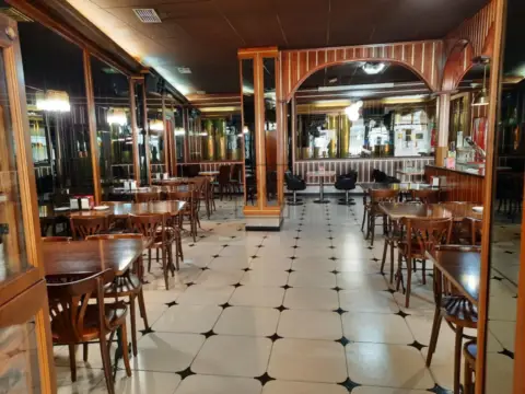 Local comercial en Estrada de Castela