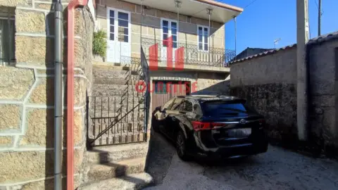 Casa en Castrelo de Miño