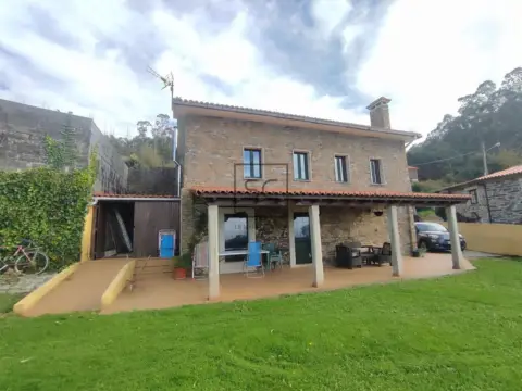 Chalet en calle Lugar Trasmonte