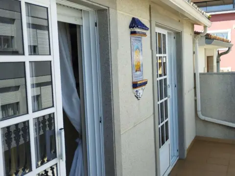 Casa adosada en calle de Cupido