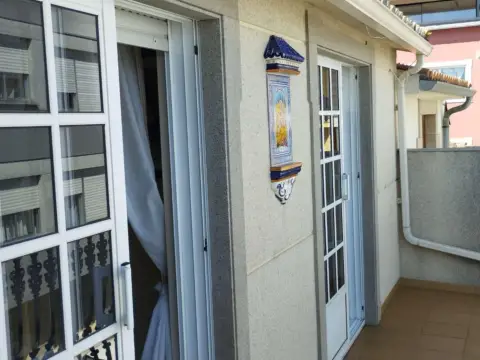 Casa adosada en calle de Cupido