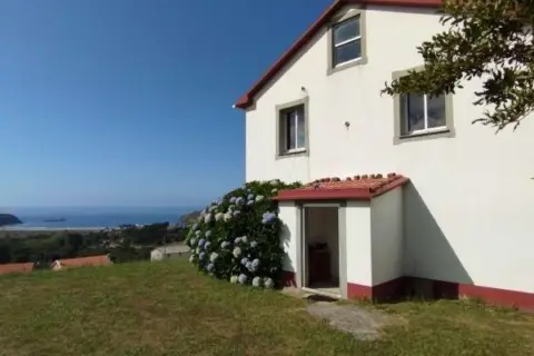 Casa en calle Cadaval