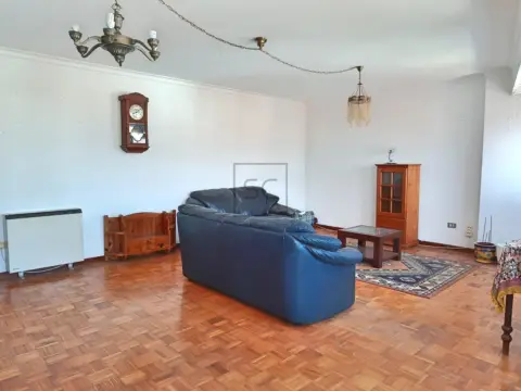 Piso en Canido