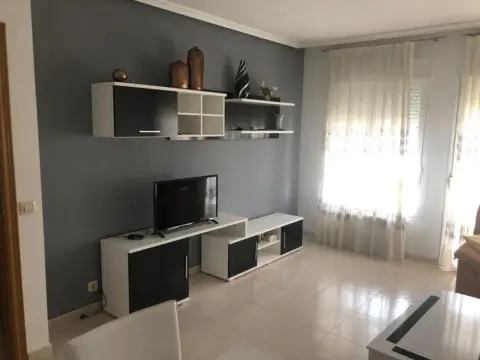 Piso en calle Urbanizacion Tres Culturas