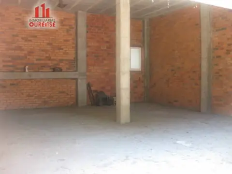 Local comercial en Residencia