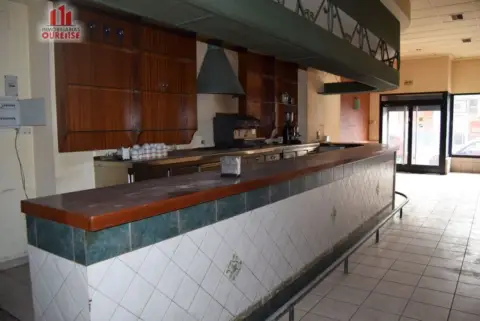 Local comercial en Veintiuno