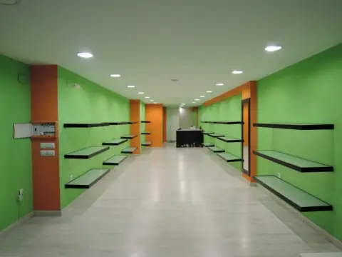 Local comercial en Centro