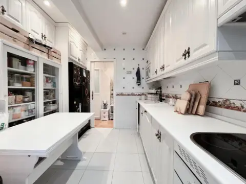 Piso en calle de Puentelarra