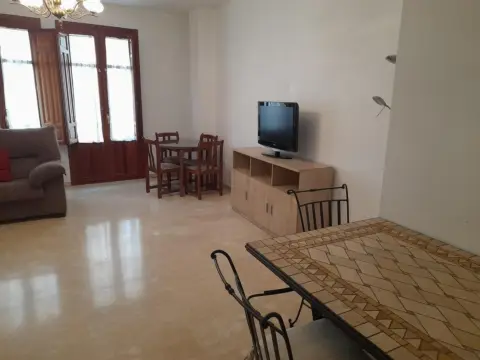 Piso en calle de Lucena