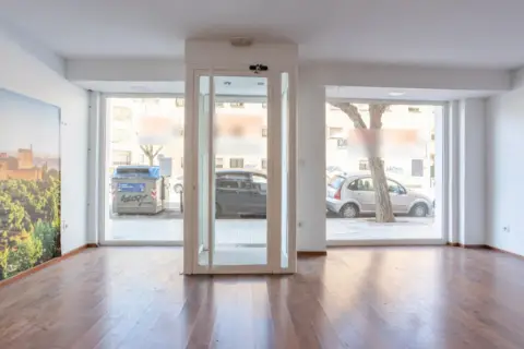 Local comercial en calle Arabial, 75