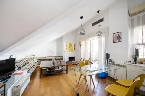 Estudio en calle Pavaneras, 1