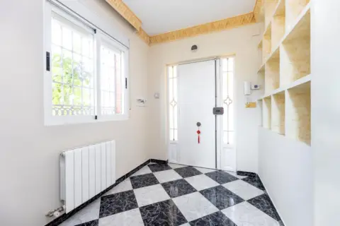 Casa en calle de Camacha, 10
