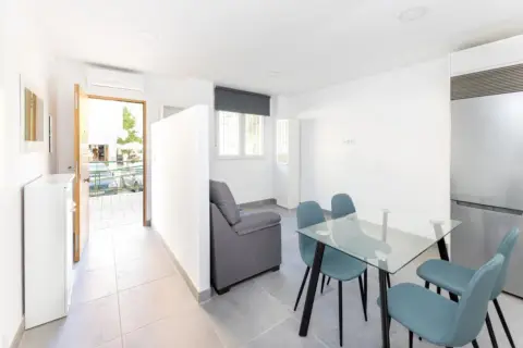 Apartment in calle Friburgo, 38
