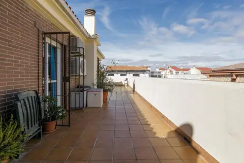 Ático en calle Real de Armilla, 29