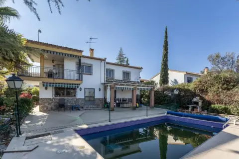 Chalet en calle Encina, 7