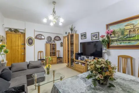 Piso en calle Molinos, 65
