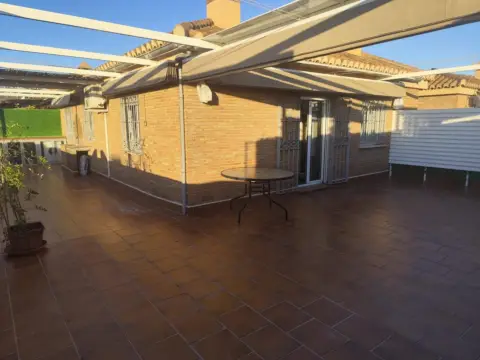 Ático en Avenida de Andalucía