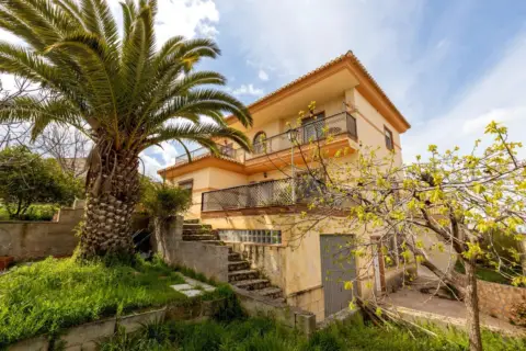 Chalet en calle de Granada, 2