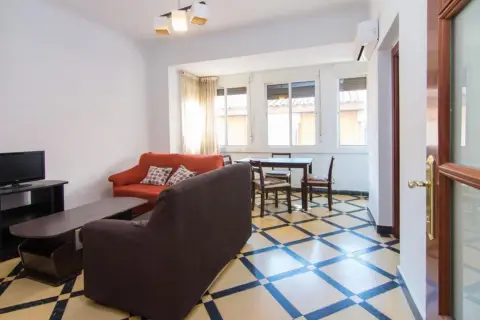 Piso en calle de La Paz, 19