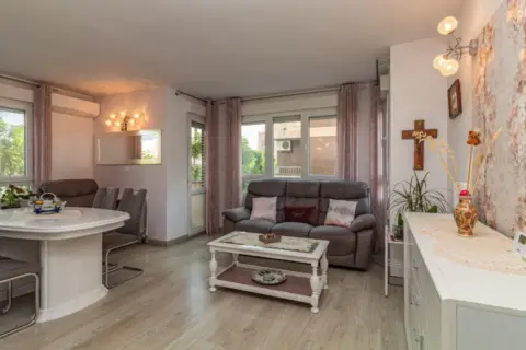 Piso en Plaza de Santa Isabel, 1