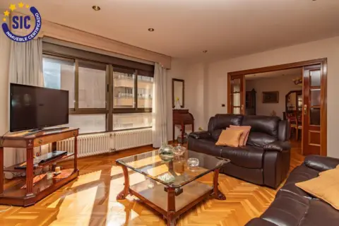 Piso en Avinguda de la Murà, 20