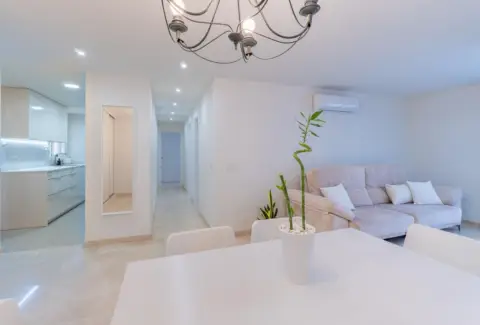 Apartamento en calle Feria San Isidro Labrador, 2