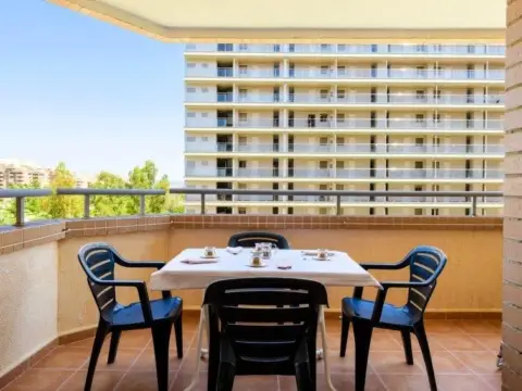 Apartamento en calle Amplaries, 37