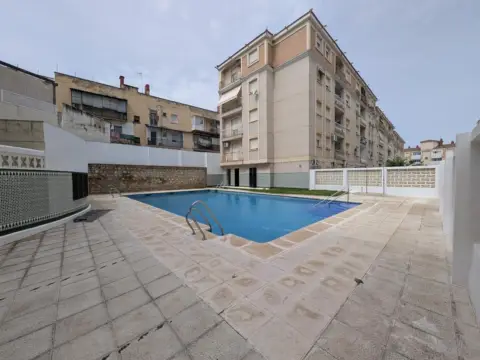 Piso en calle Calderón