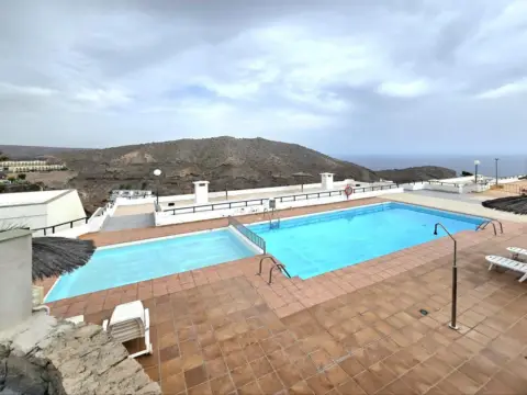 Apartamento en Avenida Roque Del Este
