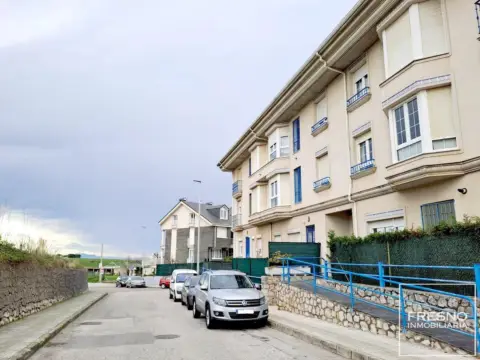 Piso en calle Barrio Las Reigadas