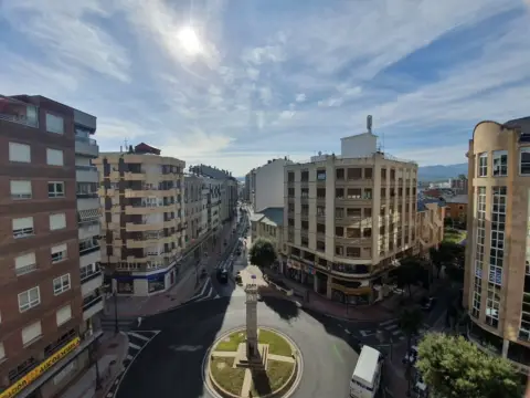 Piso en calle de la República Argentina, 1