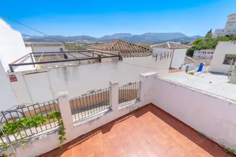 Casa en calle Eucalipto, 3