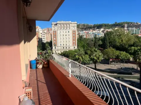 Piso en Plaça d'Alfons 'el Savi'