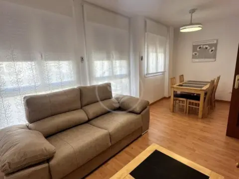 Dúplex en calle Alberto López Poveda