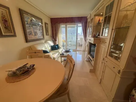 Piso en Avenida de Ametllà de Mar