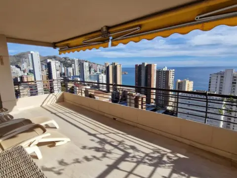 Piso en Avenida del Mediterráneo