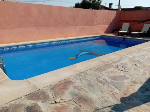 Chalet en Urb. El Maestro