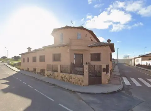 Chalet en Alameda de La Sagra