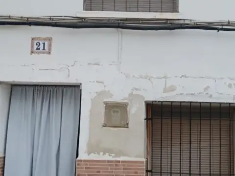 Casa rústica en calle Santo Domingo