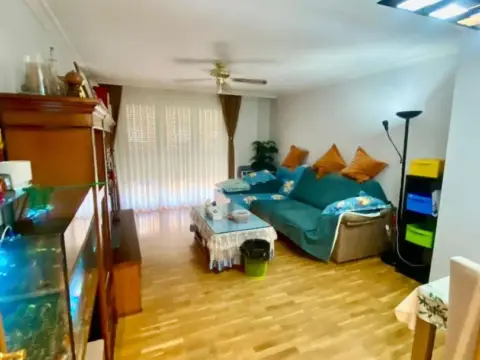 Piso en calle de Cantabria