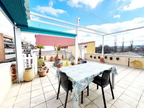 Ático en calle de la Era Honda