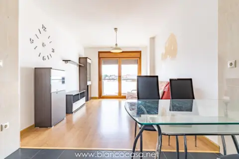 Piso en Zona Ies Parga Pondal