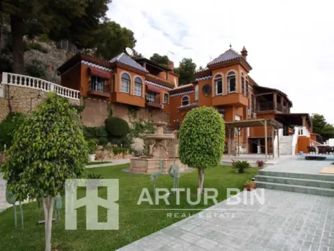 Casa en Málaga Este