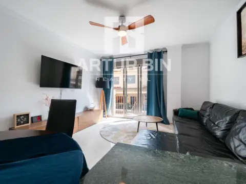 Apartamento en Urbanizacion La Pau 1