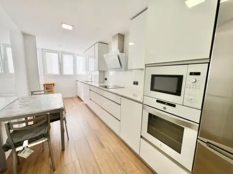 Piso en calle Juan Sebastián Elcano