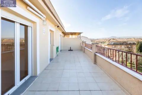 Ático en calle de Gloria Fuertes