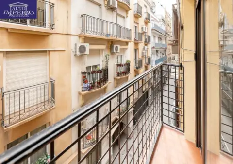 Piso – Granada Capital