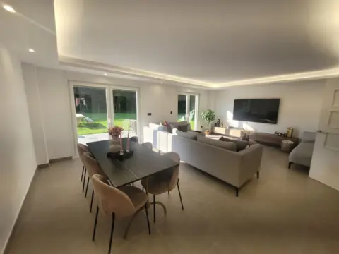 Casa pareada en Lugar de Sabaxáns